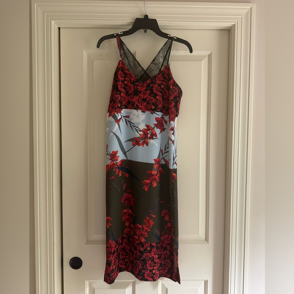 Outline Cami Dress - Size Small